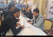 میز خدمت دستگاه قضایی استان بوشهر در مصلی جمعه برپا شد