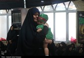 اجتماع مادران و شیرخوارگان حسینی در مهدیه مسجد صاحب‌الزمان (عج) کرمان
