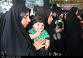 اجتماع مادران و شیرخوارگان حسینی در مهدیه مسجد صاحب‌الزمان (عج) کرمان