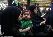 اجتماع مادران و شیرخوارگان حسینی در مهدیه مسجد صاحب‌الزمان (عج) کرمان