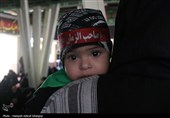 اجتماع مادران و شیرخوارگان حسینی در مهدیه مسجد صاحب‌الزمان (عج) کرمان