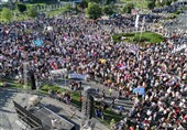 انتخابات پارلمانی صربستان؛ رقابت نزدیک ووچیچ با جنبش دانشجویی