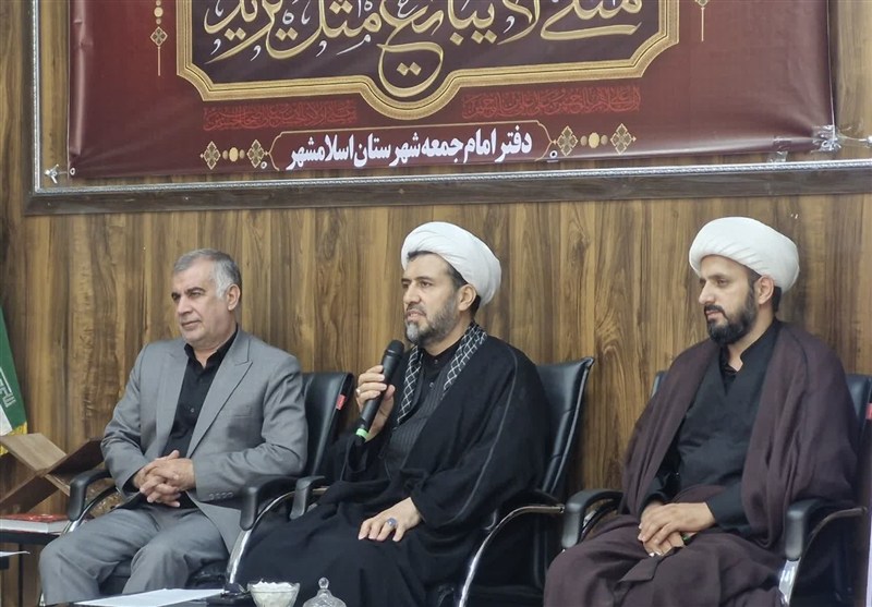 اخبار اسلامشهر , حسینیه تسنیم , عاشورا , جمعیت , تشییع شهدا ,