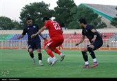 ادامه باخت‌های سریالی هوادار در روز برد بعثت و مس رفسنجان