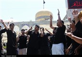 آفتاب سوزان تاسوعا و دل‌های داغ‌تر عاشقان در صحن انقلاب