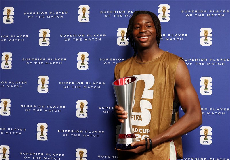 مانزامبی؛ بهترین بازیکن دیدار سوئیس - کانادا