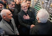 تشرف پزشکیان به زیارت حضرت معصومه (س)