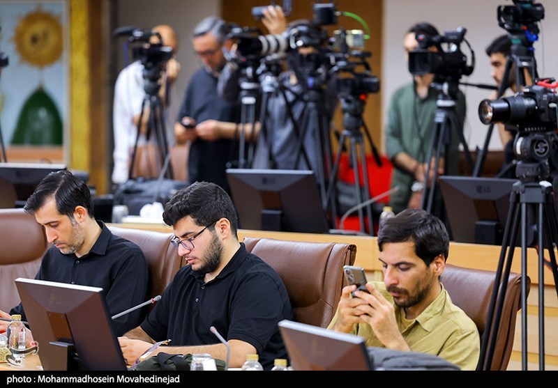 نشست خبری دبیر ستاد ملی آیین تشییع و وداع رهبر شهید انقلاب