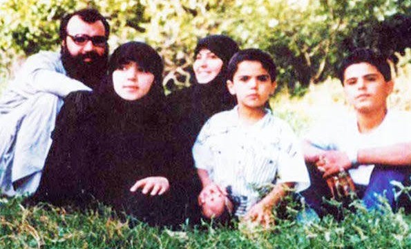 حزب الله لبنان , لبنان , شهید امام خامنه ای (ره) , آیتالله سید علی خامنهای , تشییع آیتاللهالعظمی سید علی خامنهای , جنگ آمریکا و رژیم صهیونیستی علیه ایران , بدرقه آقای شهید ایران ,