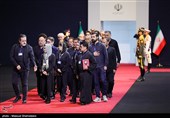 ضیوف ومسؤولون أجانب یقدّمون التعازی ویؤدّون التحیة لجثمان الإمام الشهید/1