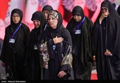 ضیوف ومسؤولون أجانب یقدّمون التعازی ویؤدّون التحیة لجثمان الإمام الشهید/1