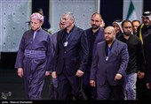 ضیوف ومسؤولون أجانب یقدّمون التعازی ویؤدّون التحیة لجثمان الإمام الشهید/1