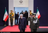 رؤساء الدول والمسؤولون الأجانب یؤدون تحیة الوداع للجثمان الطاهر للإمام الشهید (رض)