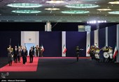 رؤساء الدول والمسؤولون الأجانب یؤدون تحیة الوداع للجثمان الطاهر للإمام الشهید (رض)