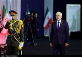 رؤساء الدول والمسؤولون الأجانب یؤدون تحیة الوداع للجثمان الطاهر للإمام الشهید (رض)