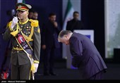 رؤساء الدول والمسؤولون الأجانب یؤدون تحیة الوداع للجثمان الطاهر للإمام الشهید (رض)