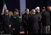 رؤساء الدول والمسؤولون الأجانب یؤدون تحیة الوداع للجثمان الطاهر للإمام الشهید (رض)