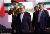 رؤساء الدول والمسؤولون الأجانب یؤدون تحیة الوداع للجثمان الطاهر للإمام الشهید (رض)