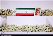 رؤساء الدول والمسؤولون الأجانب یؤدون تحیة الوداع للجثمان الطاهر للإمام الشهید (رض)