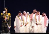 رؤساء الدول والمسؤولون الأجانب یؤدون تحیة الوداع للجثمان الطاهر للإمام الشهید (رض)