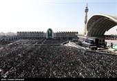 مراسم اقامه نماز بر پیکر امام شهید امت -2