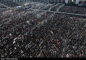 مراسم اقامه نماز بر پیکر امام شهید امت -2