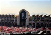 مراسم اقامه نماز بر پیکر امام شهید امت -2
