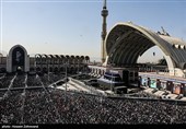 مراسم اقامه نماز بر پیکر امام شهید امت -2