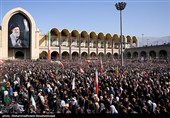 مراسم اقامه نماز بر پیکر امام شهید امت -4