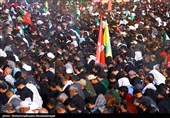 مراسم اقامه نماز بر پیکر امام شهید امت -4