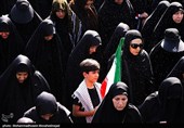 مراسم اقامه نماز بر پیکر امام شهید امت -4