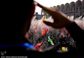 مراسم اقامه نماز بر پیکر امام شهید امت -4
