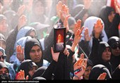 مراسم اقامه نماز بر پیکر امام شهید امت -4