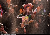 مراسم اقامه نماز بر پیکر امام شهید امت -4
