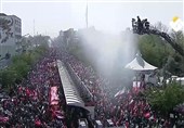 מיליונים השתתפו בטקס הלוויית מנהיג השהיד של איראן