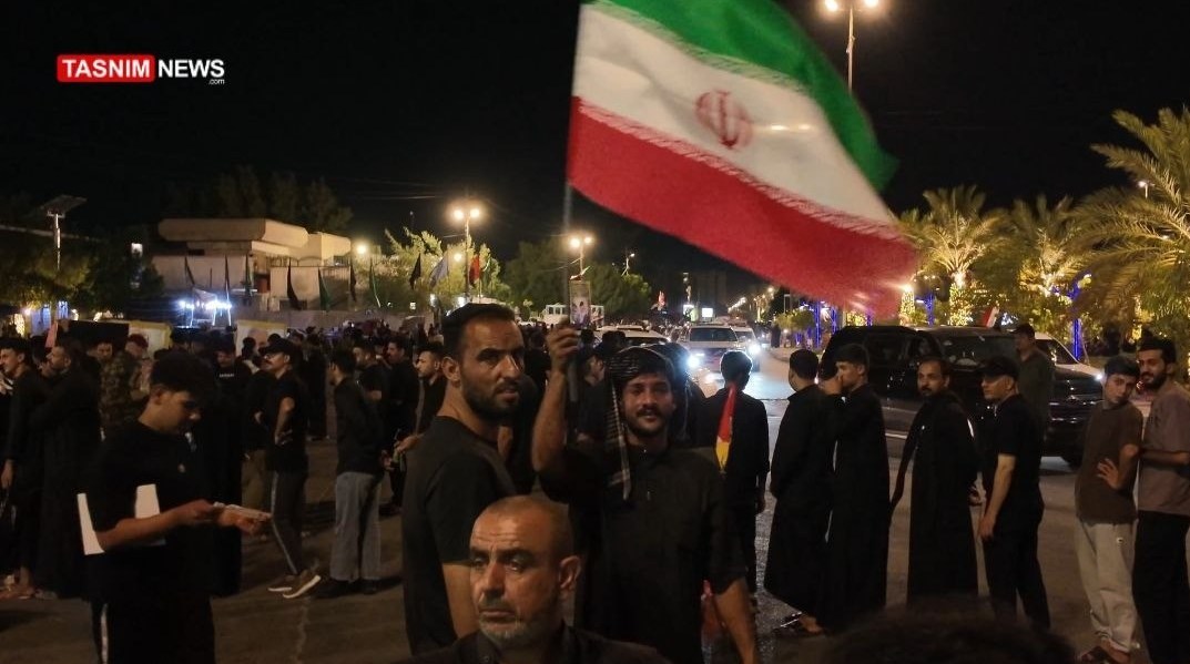 تشییع آیت‌الله‌العظمی سید علی خامنه‌ای , تشییع امام شهید , تشییع رهبر شهید , آیت‌الله سید علی خامنه‌ای , شهید امام خامنه ای (ره) , کشور عراق , شهر نجف اشرف , بدرقه آقای شهید ایران , 