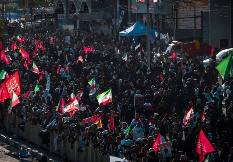 تشییع رهبر شهید , تشییع امام شهید , تشییع آیتاللهالعظمی سید علی خامنهای , بدرقه آقای شهید ایران , شهر نجف اشرف ,