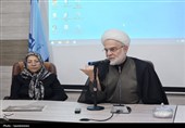 نشست تبیین جامعیت شخصیت امام شهید در میان رهبران جهان