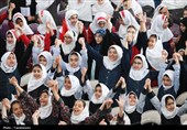 تجمع دو هزار نفری دانش آموزان زنجانی