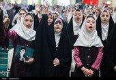تجمع دو هزار نفری دانش آموزان زنجانی