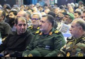 ادای احترام کارکنان دولت کرمان به امام شهید ایران