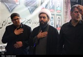 ادای احترام کارکنان دولت کرمان به امام شهید ایران