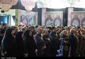 ادای احترام کارکنان دولت کرمان به امام شهید ایران