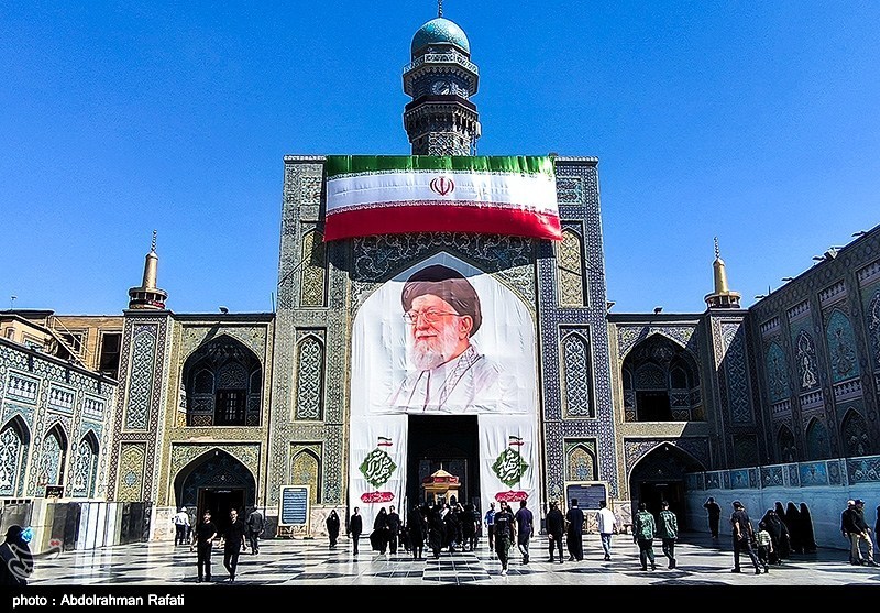 مشهدی ها تمام قد آماده استقبال از رهبر شهید