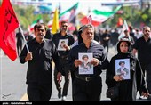 پیش از آغاز مراسم تشییع پیکر مطهر آقای شهید ایران - مشهد