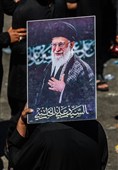 مشاهدُ الوفاء: العراقیون یودّعون القائدَ الشهید بقلوبٍ دامعة
