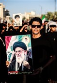 مشاهدُ الوفاء: العراقیون یودّعون القائدَ الشهید بقلوبٍ دامعة