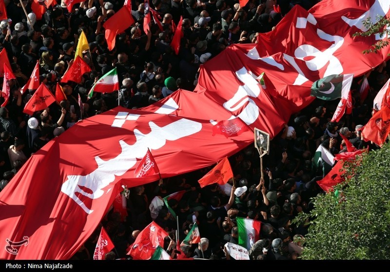 مراسم تشییع پیکر مطهر آقای شهید ایران در مشهد - 1