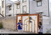 بازدید هیات رسانه ای خارجی از مناطق آسیب دیده حملات موشکی در لامرد- فارس
