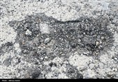 بازدید هیات رسانه ای خارجی از مناطق آسیب دیده حملات موشکی در لامرد- فارس